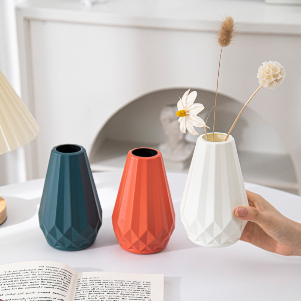 Plastic Flower Vase New Diamon - Badminton Live recension och pris